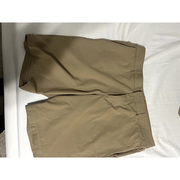 Lululemon Commission Classic-Fit Short 10" Warpstreme - Picture 1 of 2